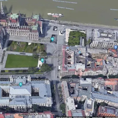 And Cozy Next To The Parliament * Budapest