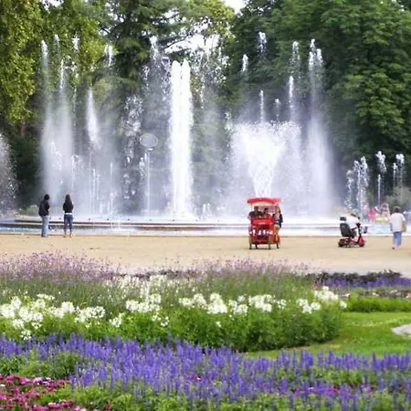 And Cozy Next To The Parliament Βουδαπέστη
